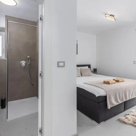 Bregha - Three Bedroom With Terrace * Matulji