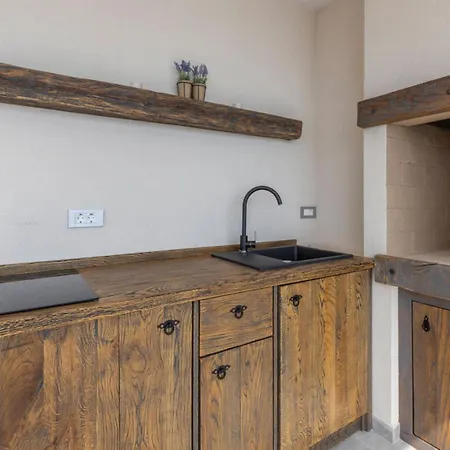 Bregha - Three Bedroom With Terrace Lägenhet Matulji