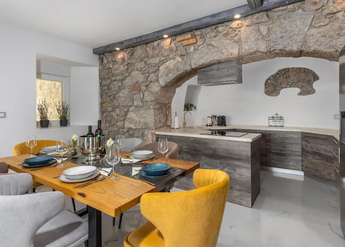 Bregha - Three Bedroom With Terrace * Matulji